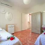 Dora's Vakantiehuis *