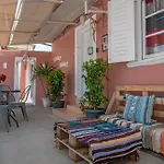 Dora's