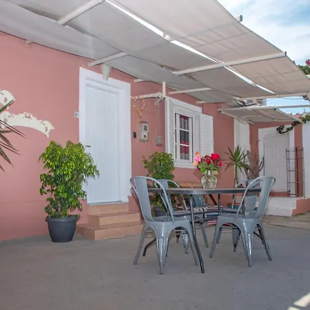 Dora's Vakantiehuis